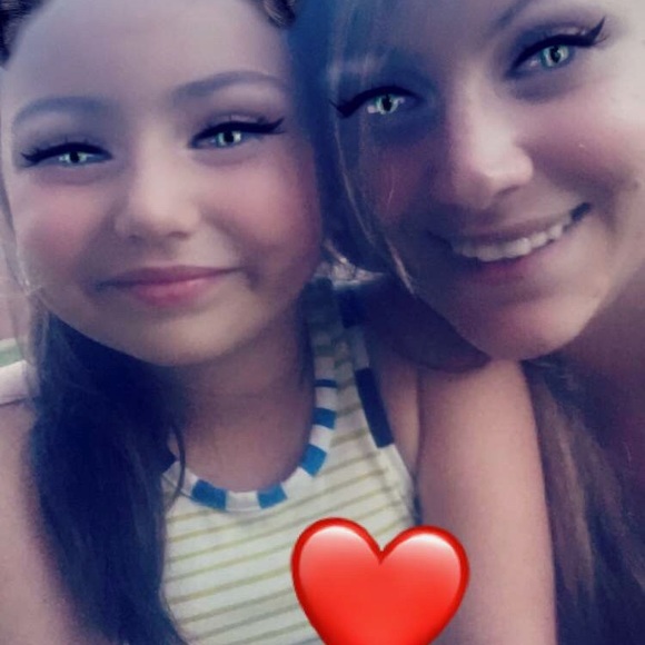 Meet your Posher, Monica - Picture 6 of 6